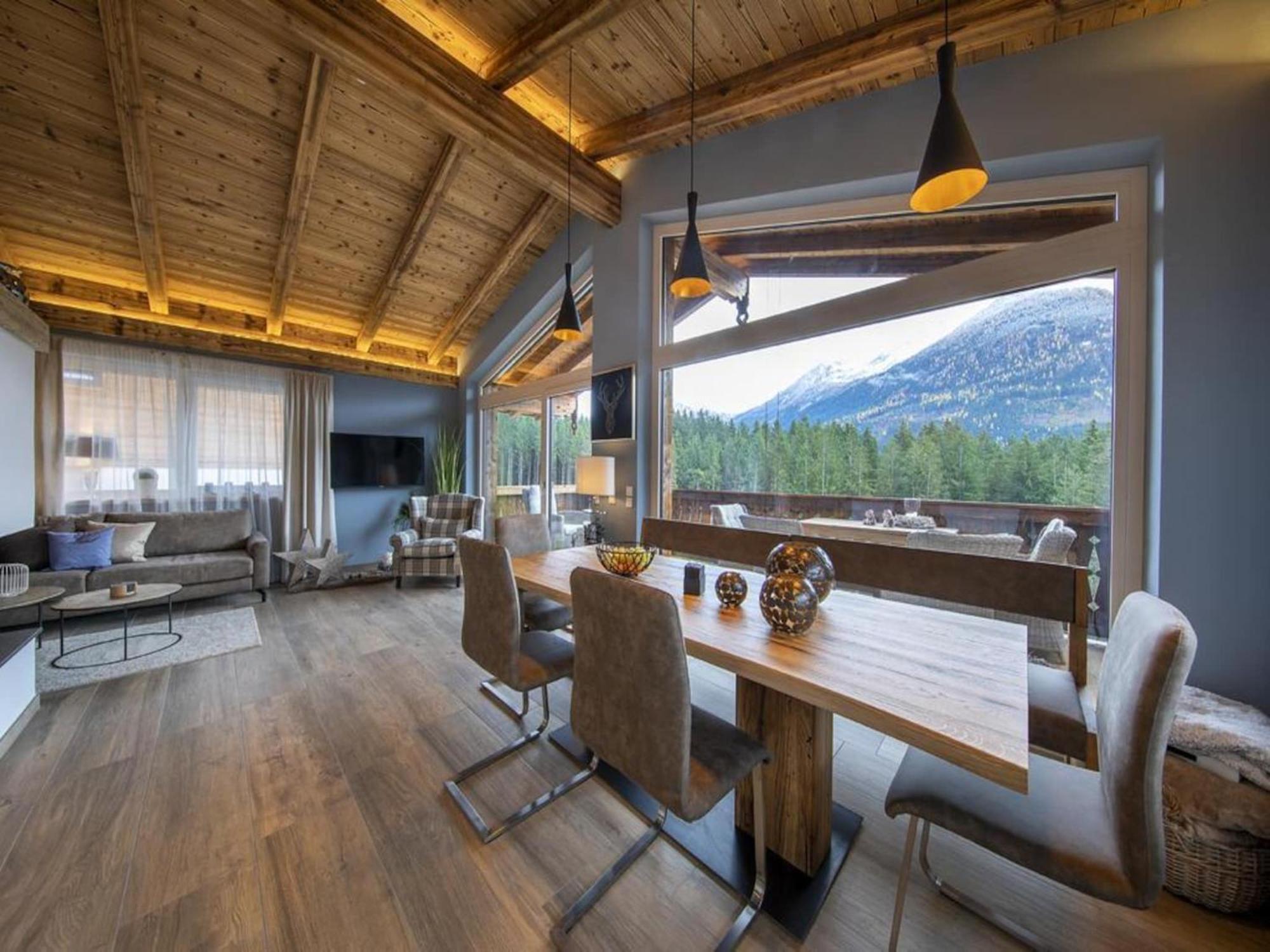 Nationalpark Chalet Toerlspitze นอยเคียร์เชน อัม โกรสเวเนดิเกอร์ ภายนอก รูปภาพ