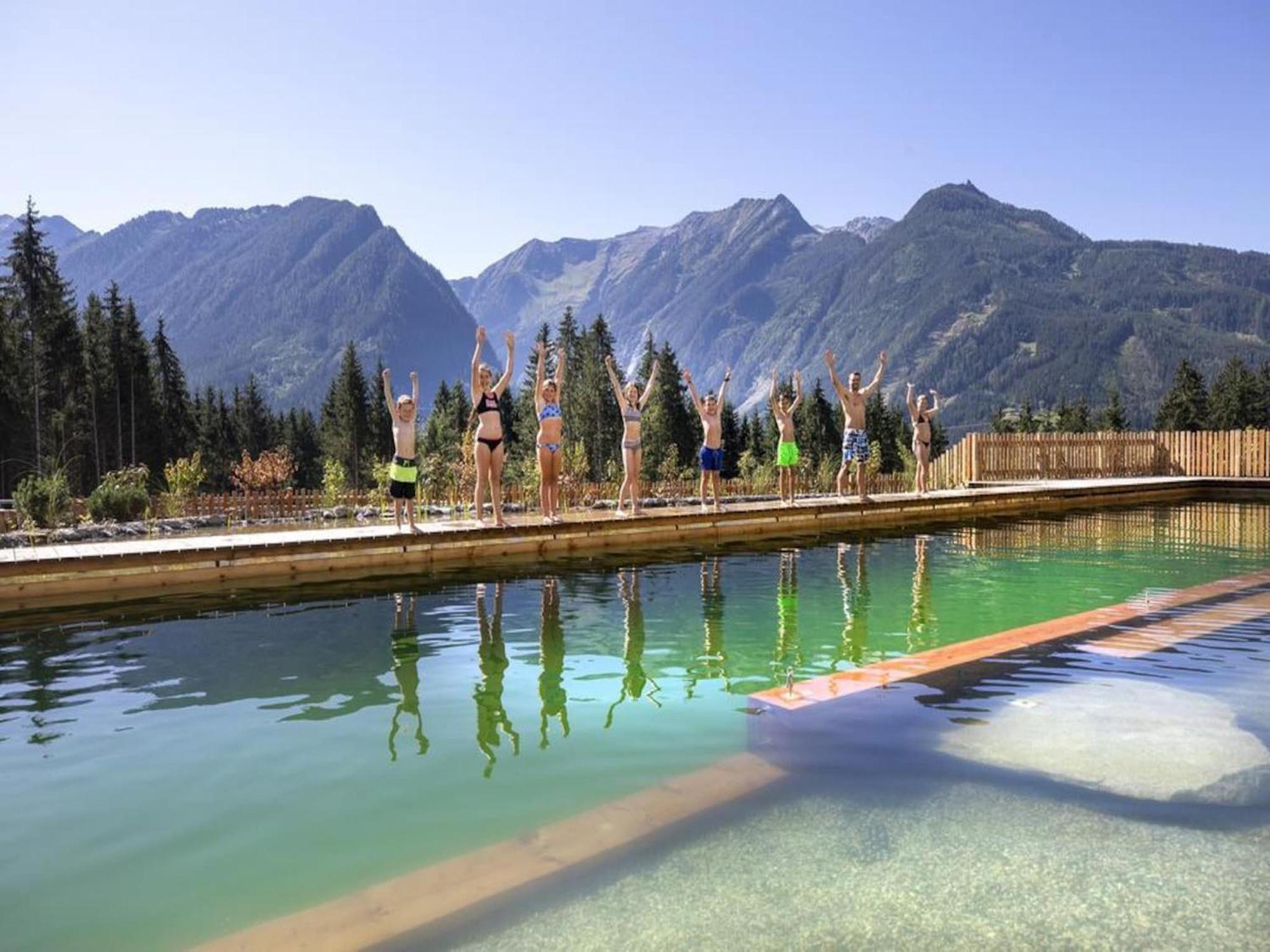 Nationalpark Chalet Toerlspitze นอยเคียร์เชน อัม โกรสเวเนดิเกอร์ ภายนอก รูปภาพ